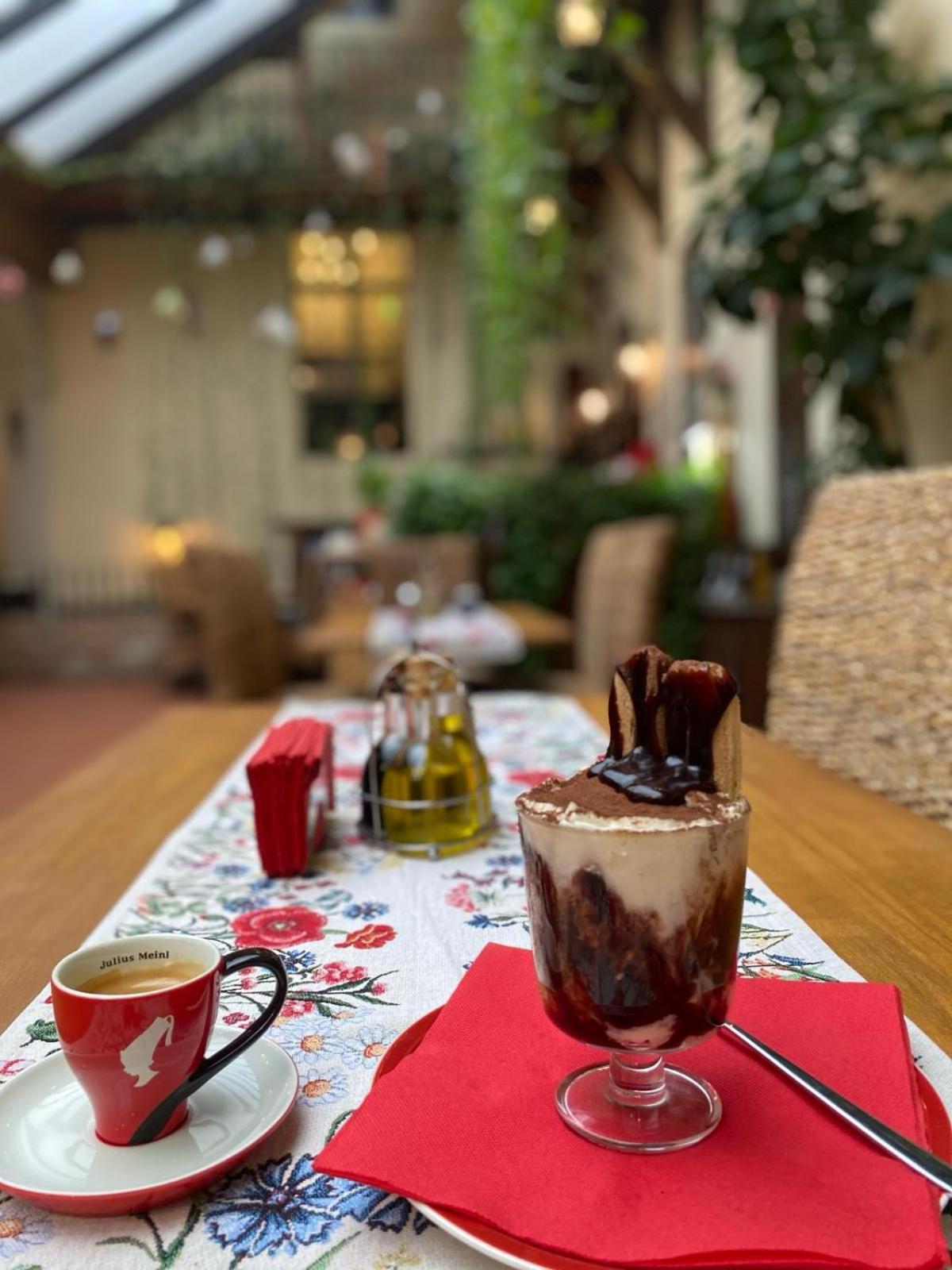 锡吉什瓦拉 阿尔特博斯特旅馆酒店 外观 照片